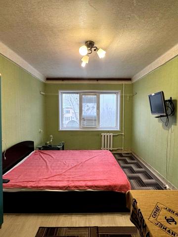 Вацлава Гавела бульв. (Івана Лепсе), 3