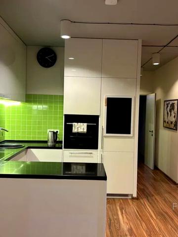 Василя Симоненка вул., 5-А