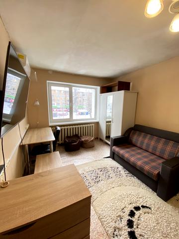 Вацлава Гавела бульв. (Івана Лепсе), 93/24