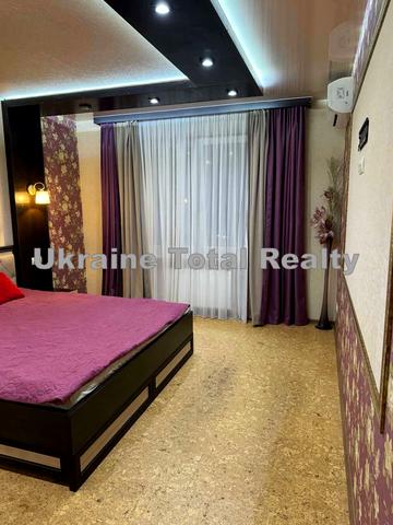 Макаренка вул., 1-А