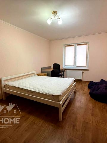 Миколи Вінграновського вул., 2