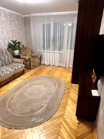 Гетьмана Мазепи вул., 2