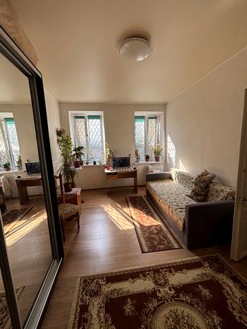 Запорізька вул., 16