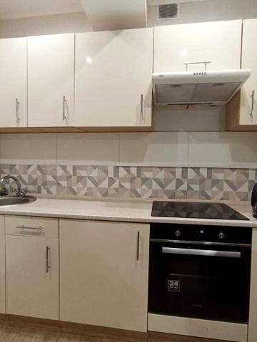 Нижній Вал вул., (Будинок 1)