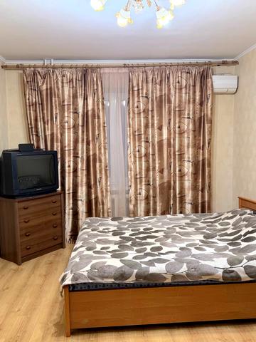 Драгоманова вул., 1-Г