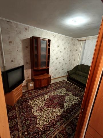 Перемоги просп. (Курський), 135