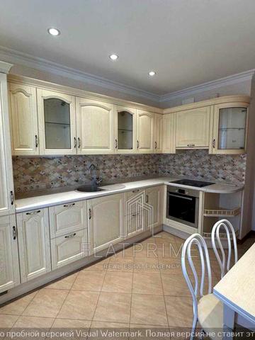 Ованеса Туманяна вул., 3