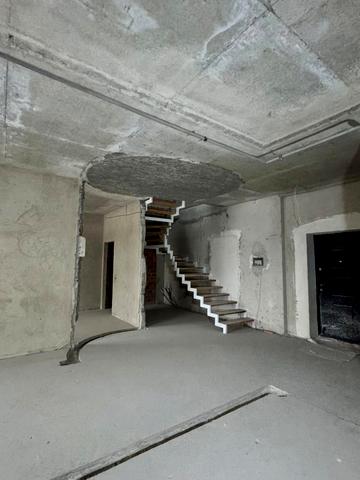 Околична вул., 10