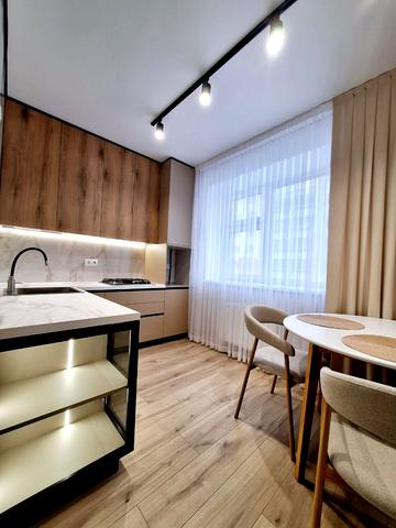 Вінницьке шосе, (Будинок 1)