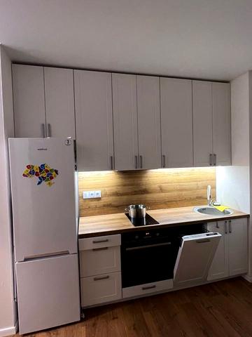 Салютна вул., 2к7