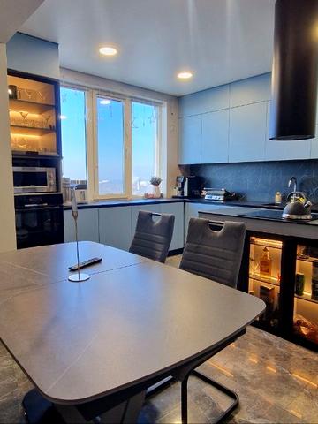 Варненська вул., 29