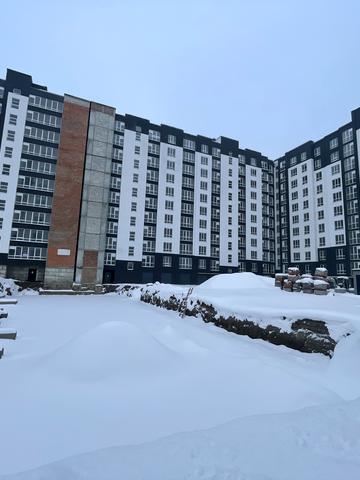 Чорновола вул., (Будинок 2)