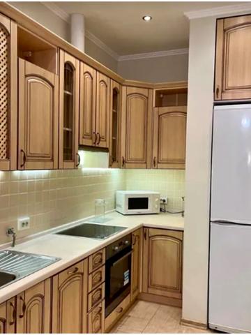 Жилянська вул., 118