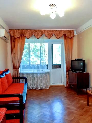 Миколи Міхновського бульв. (Дружби народів), 8-А