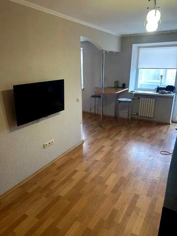 Соборності вул. (Жовтнева), 73/1