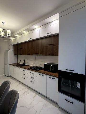 Андрія Мельника вул., 10 к5