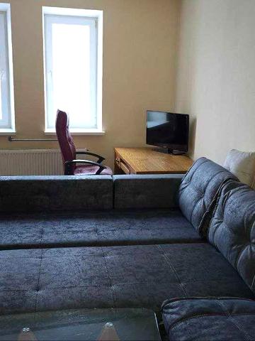 Голосіївська вул., 13-Б