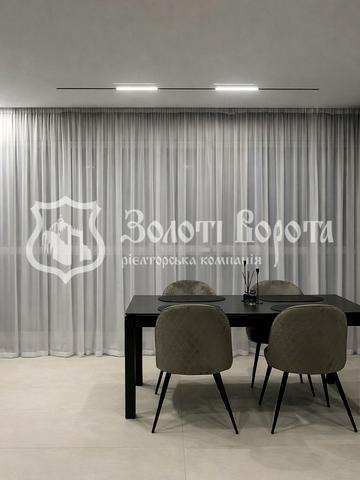 Радистів вул., 34-Е