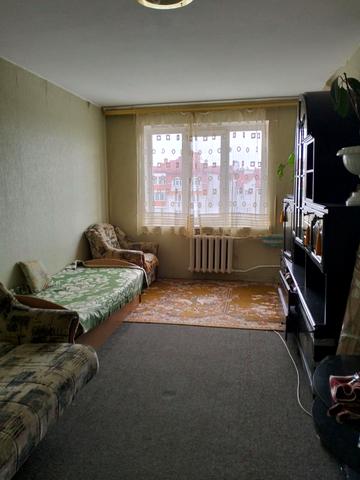 Івана Миколайчука вул., 12