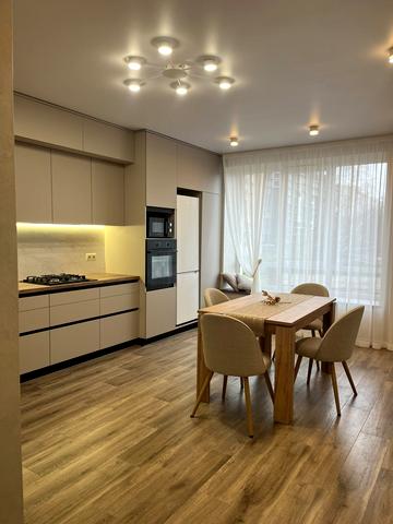 Старокостянтинівське шосе, 20/3а