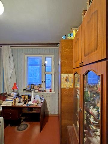 Червоної Калини просп. (Володимира Маяковського), 21