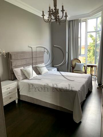 Авіаконструктора Антонова вул., 2-Б