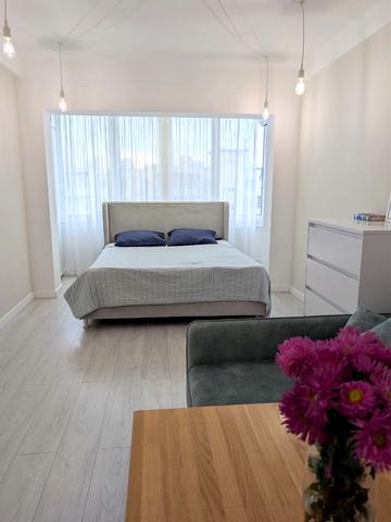 Березняківська вул., 12