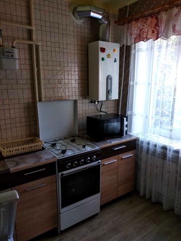 Олександра Поля просп. (Кірова), 90-А