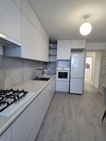 Василя Стуса вул., 17