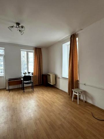 Вовчинецька вул., 49