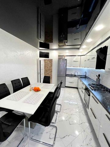 Шевченка вул., (Будинок 1)