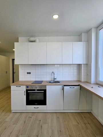 Олега Мудрака вул. (Генерала Наумова), 1-Б