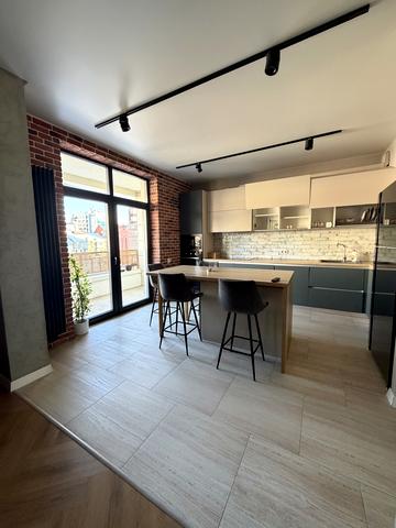 Золотоустівська вул., 22