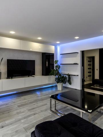 Двірська вул., 20/1