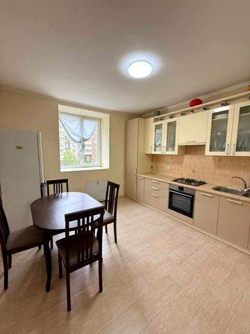 Зарічанська вул., 11л