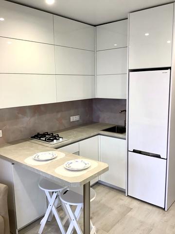 Княгині Ольги вул., 100л