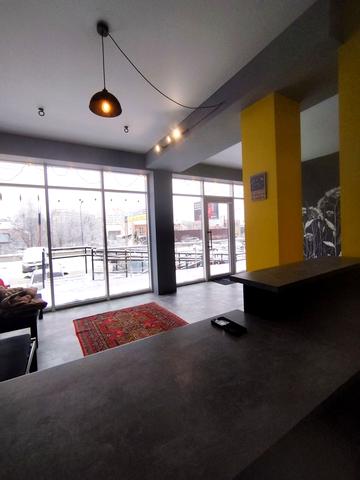 Бакинська вул., 11