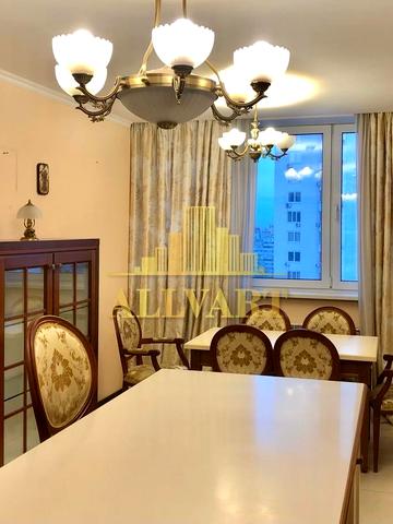 Єлизавети Чавдар вул., 2