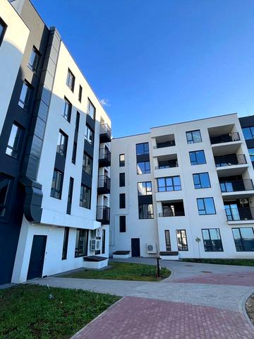 Льонокомбінатівська вул., (Будинок 1)