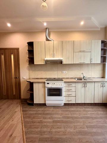 Данила Галицького вул., 16