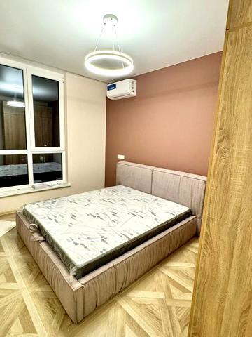 Пасічна вул., 150