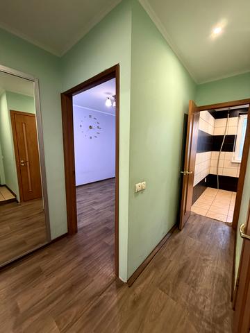 Селецька вул., 17