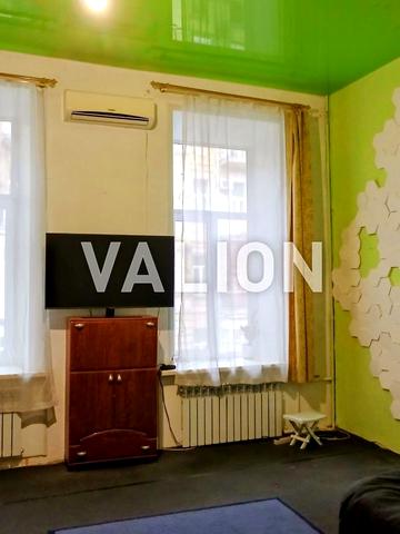 Богдана Хмельницького вул., 10-А