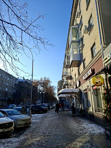 Соборна вул. (Леніна), 11