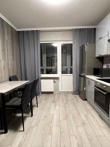 Бориса Гмирі вул., 18