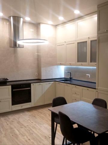 Василя Тютюнника вул. (Анрі Барбюса), 37/1