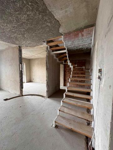 Околична вул., 10