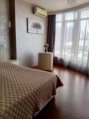 Італійський бульв., 1г