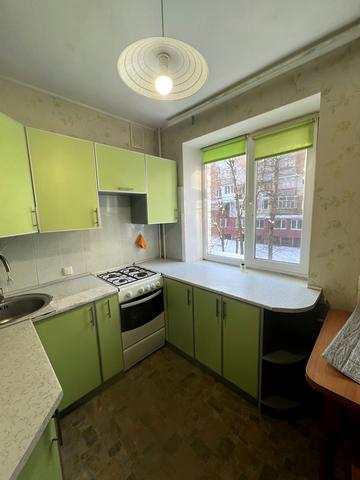 Молодіжна вул., 2/3а