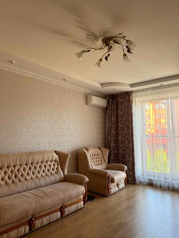 Лесі Українки вул., 19